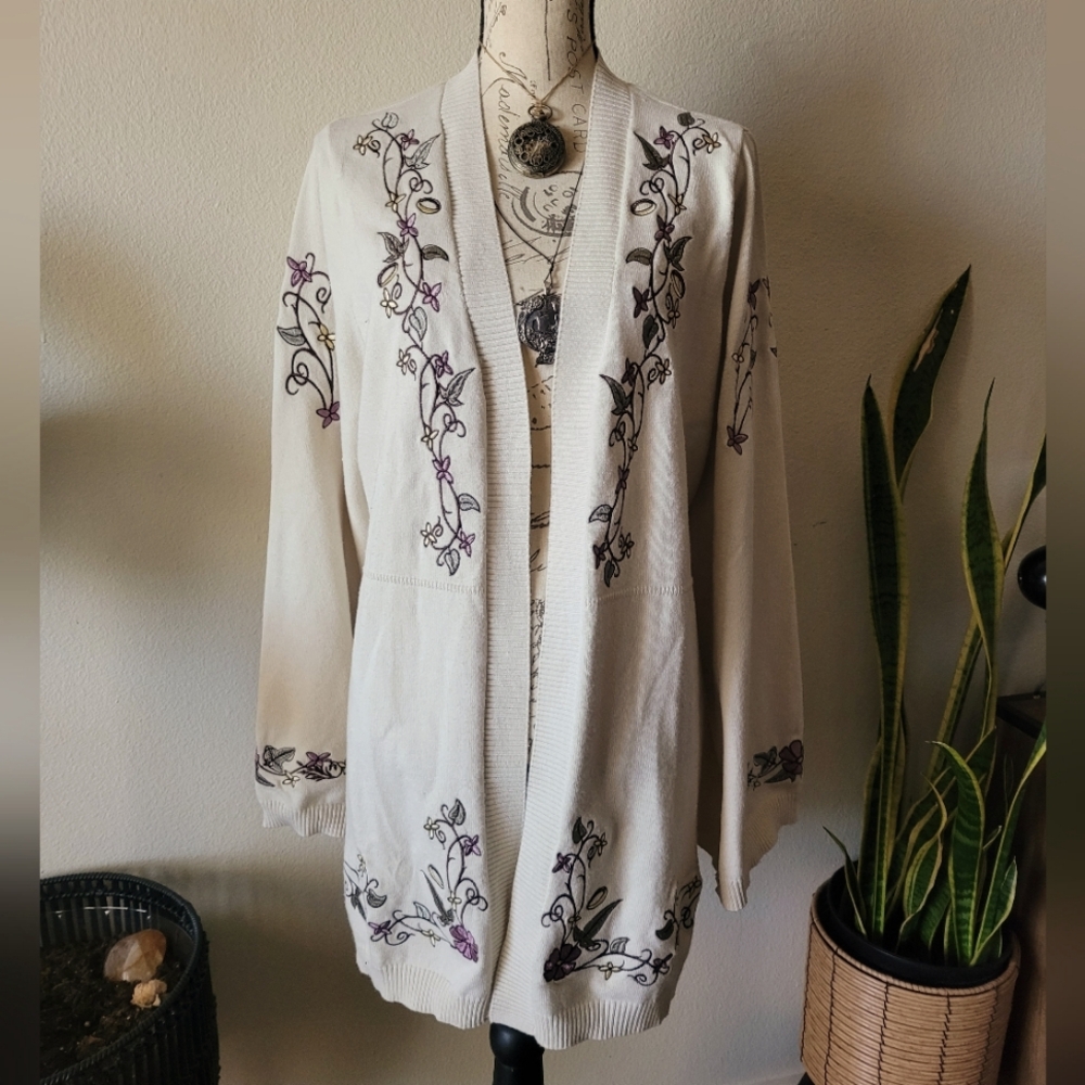 Her Universe LOTR Floral Filigree Cardigan *Her Universe Exclusive*